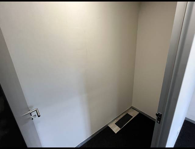 74M² OFFICE TO LET IN CONSTANTIA